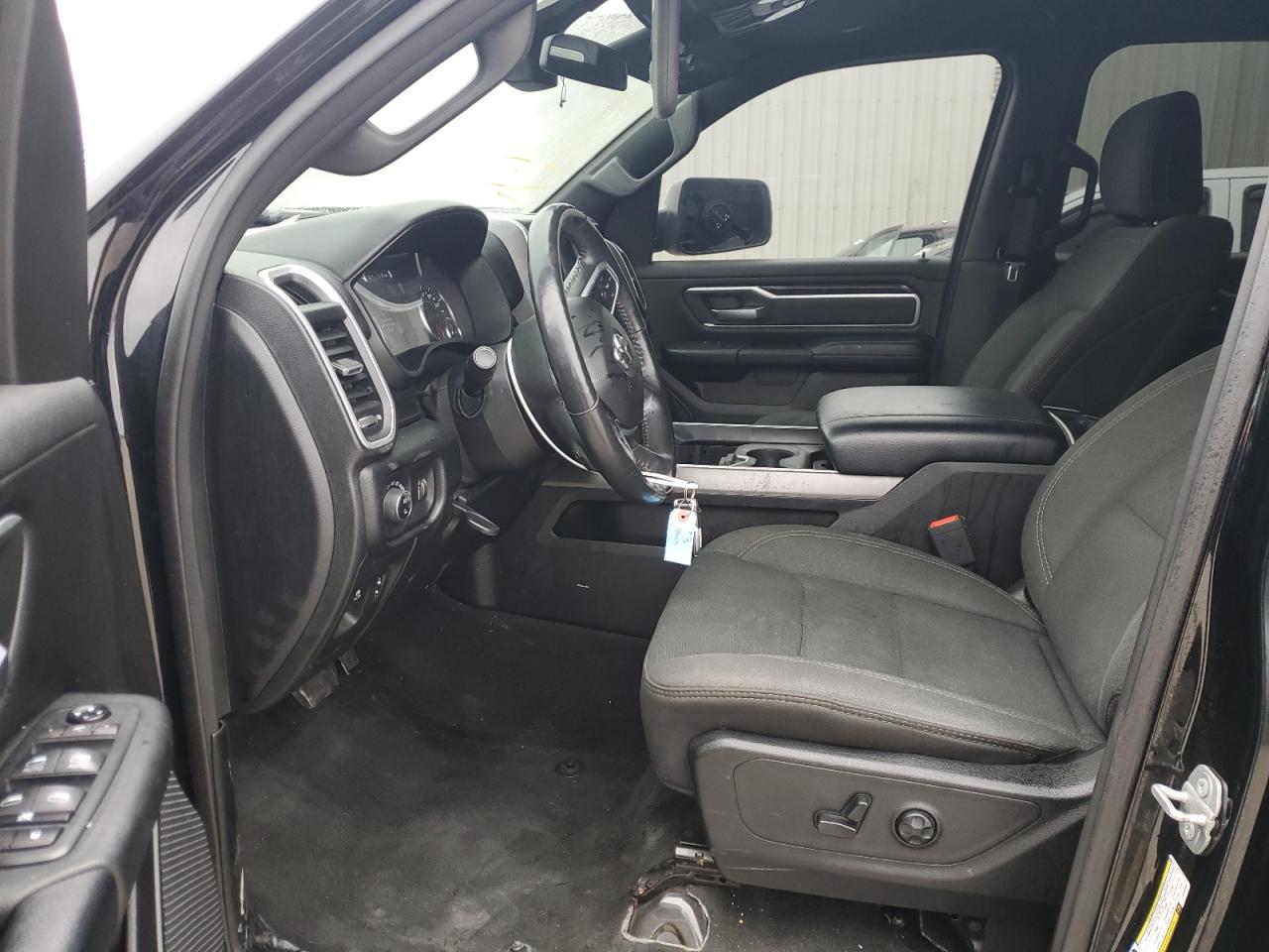 2020 RAM 1500 - Image 7