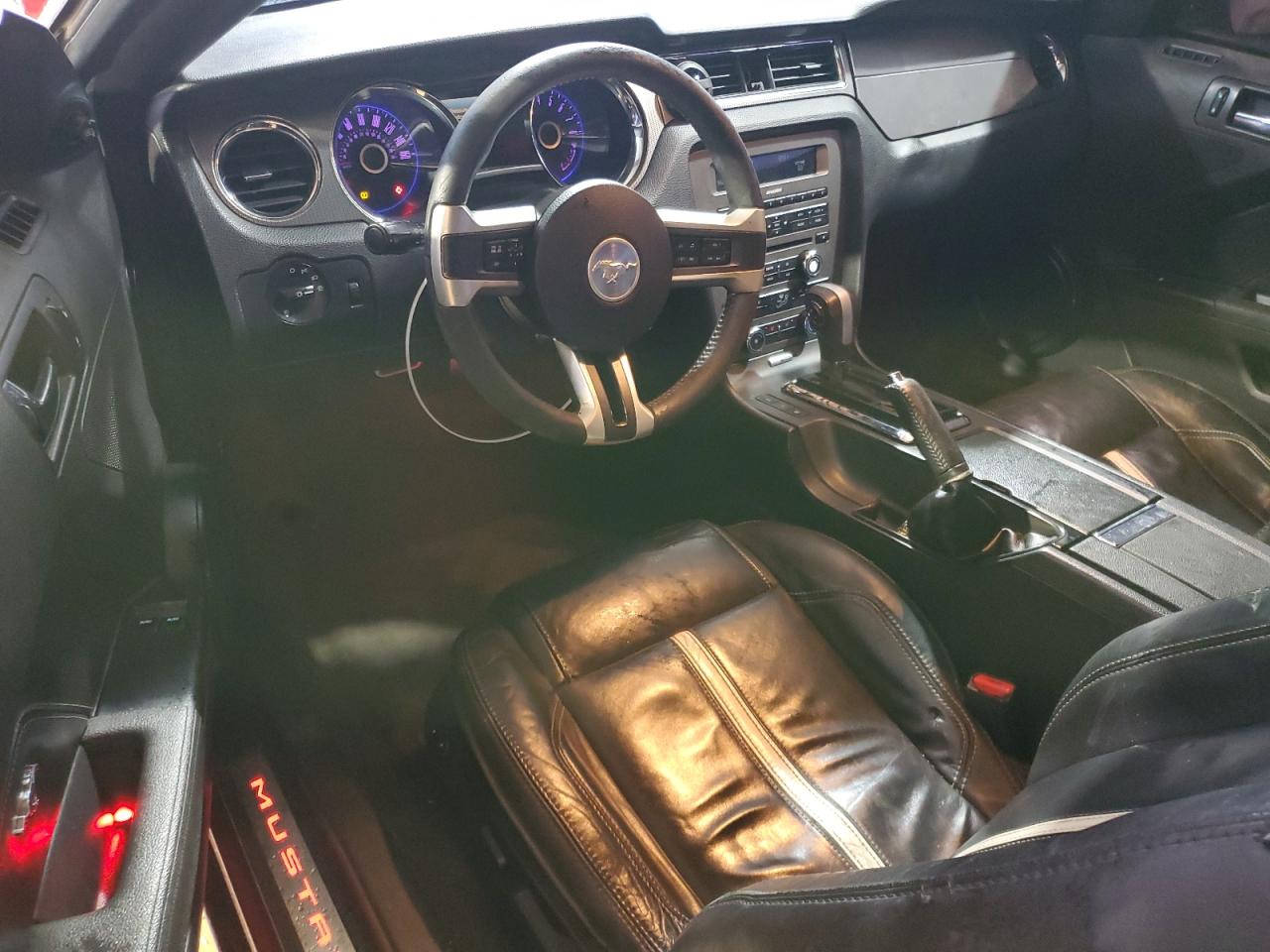 2014 Ford Mustang - Image 8