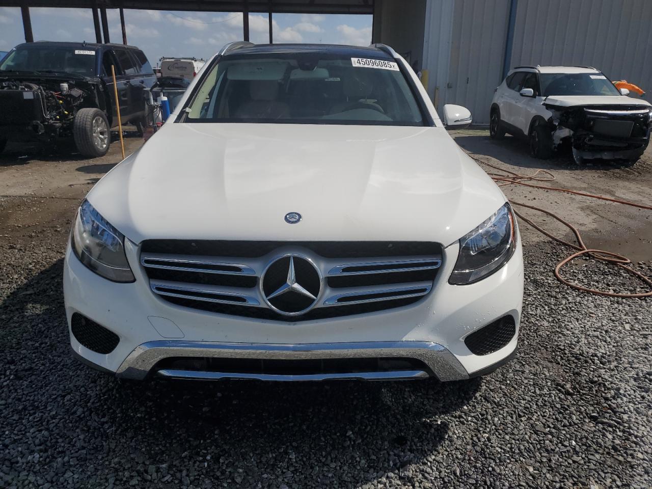 2017 Mercedes-Benz GLC - Image 5
