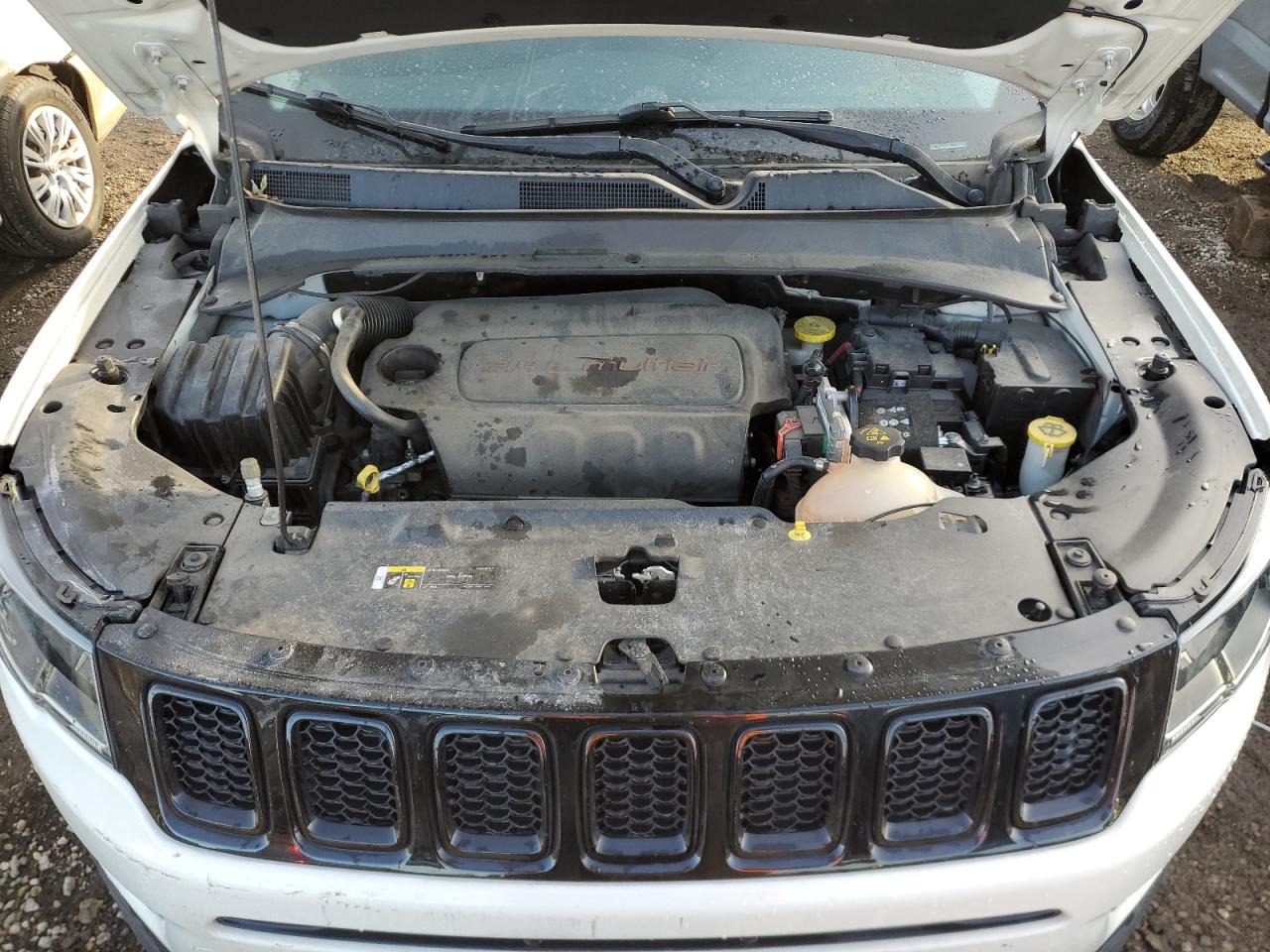 2018 Jeep Compass - Image 12
