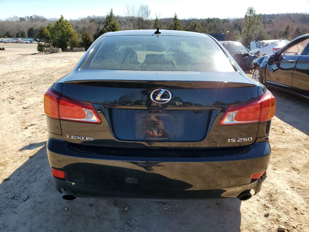2010 Lexus IS - Image 6