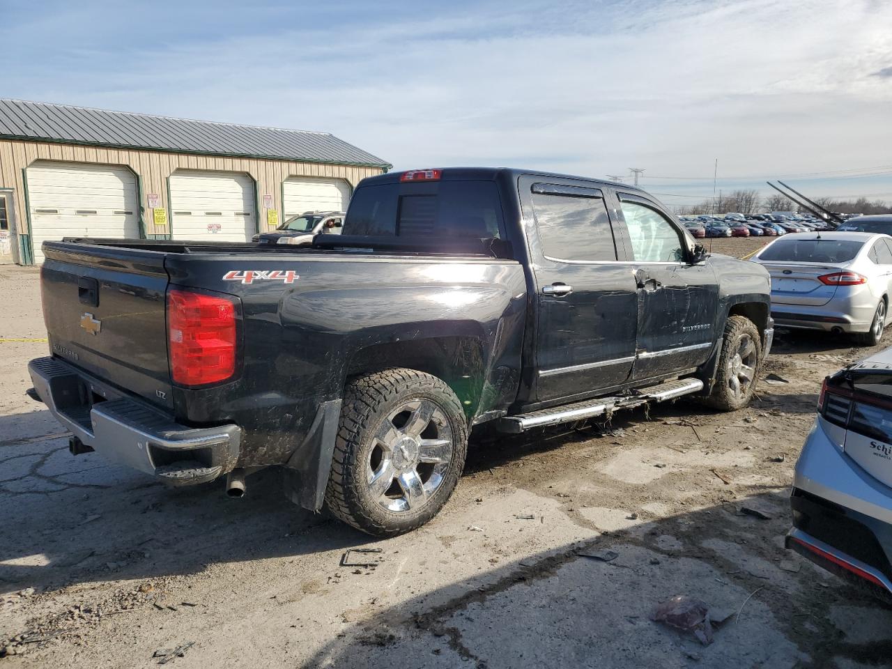 2015 Chevrolet Silverado - Image 3