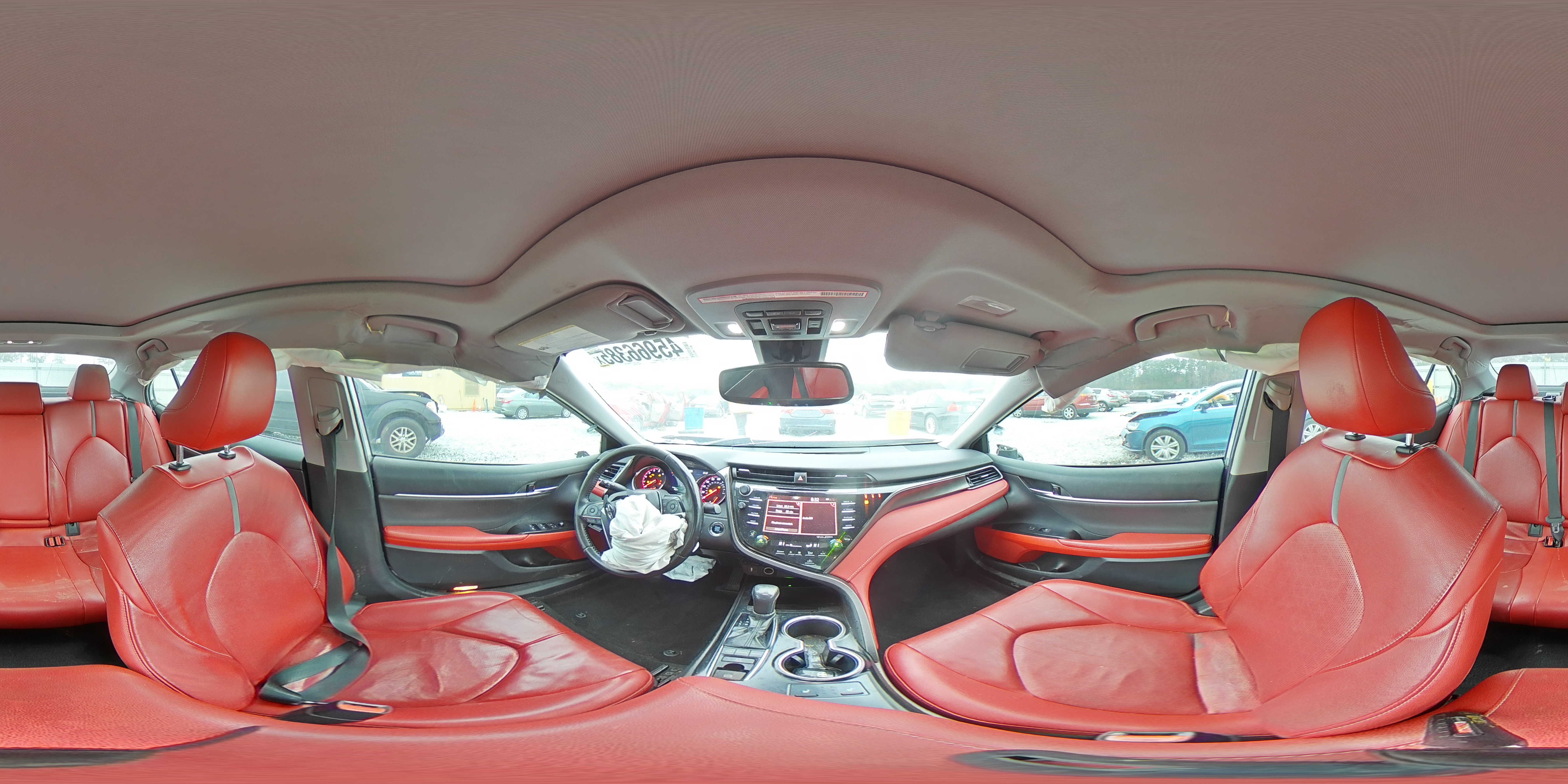 2019 Toyota Camry - Image 15