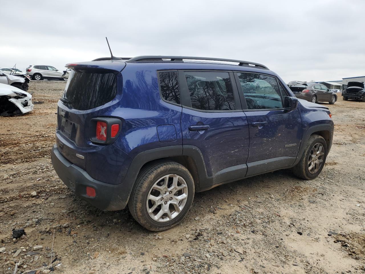 2018 Jeep Renegade - Image 3