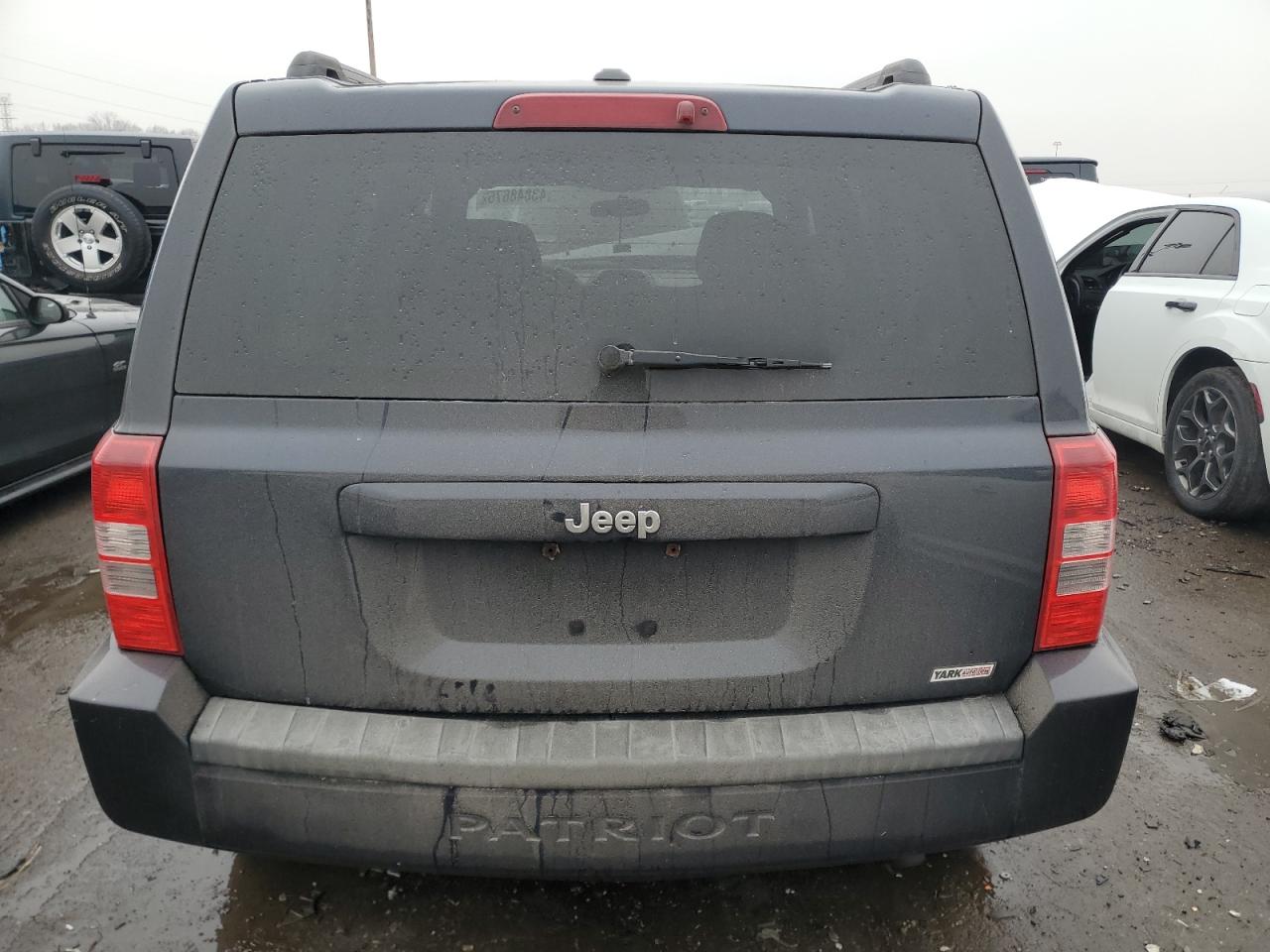 2010 Jeep Liberty (Patriot) - Image 6