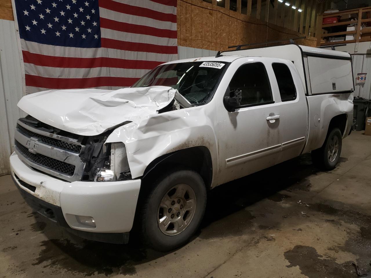 2009 Chevrolet Silverado - Image 1