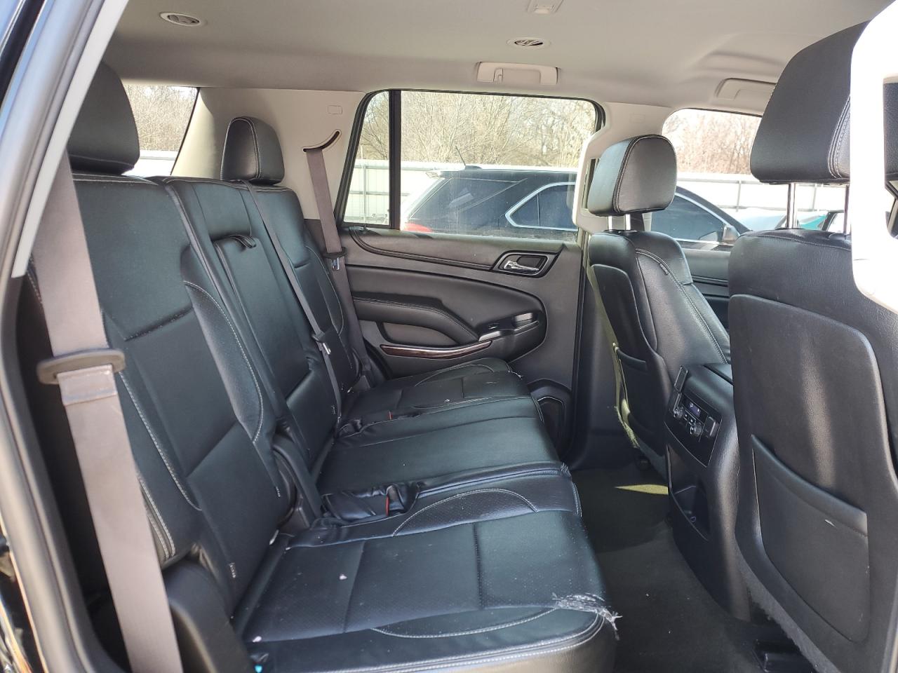 2015 GMC Yukon - Image 11