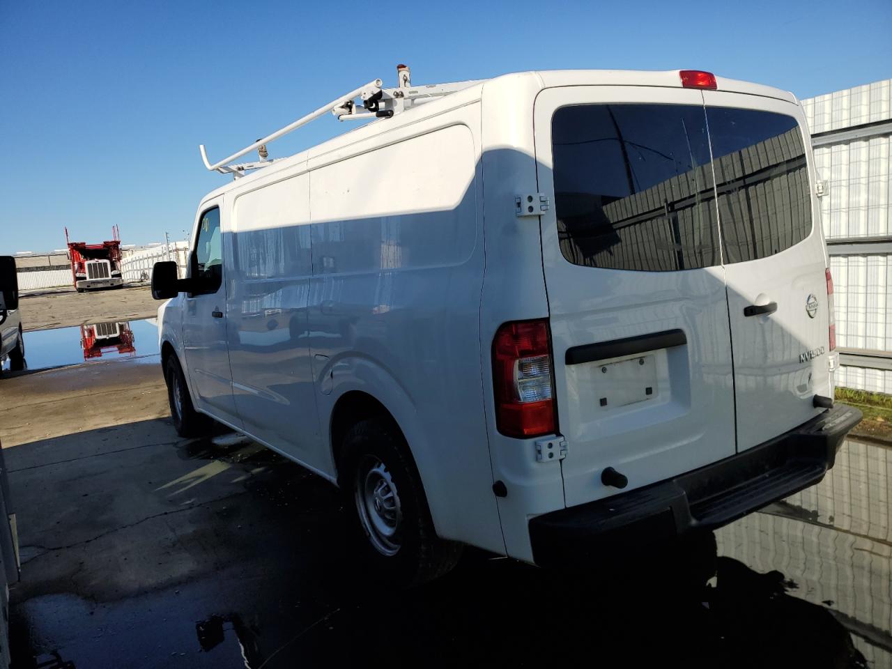 2013 Nissan NV - Image 3