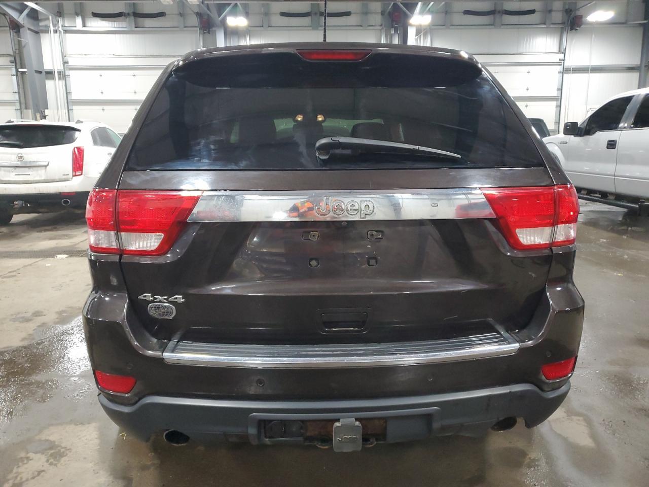 2012 Jeep Grand Cherokee - Image 6