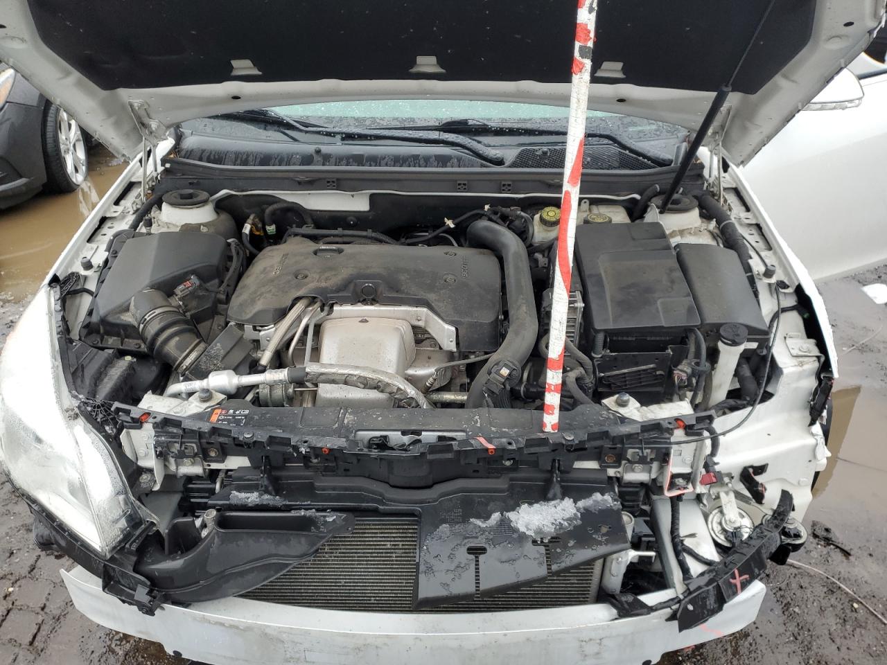 2016 Buick Regal - Image 12