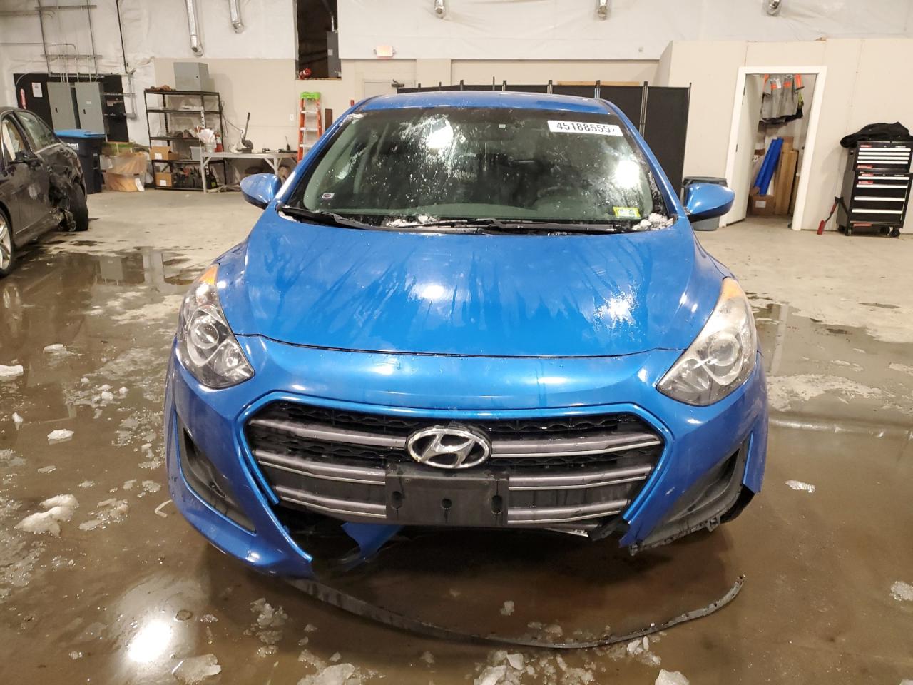 2017 Hyundai Elantra - Image 5