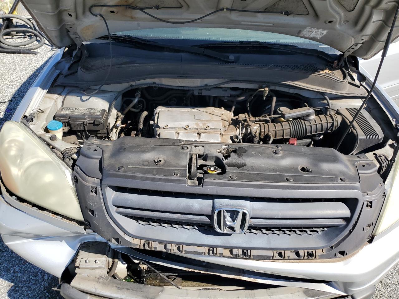 2004 Honda Pilot - Image 12