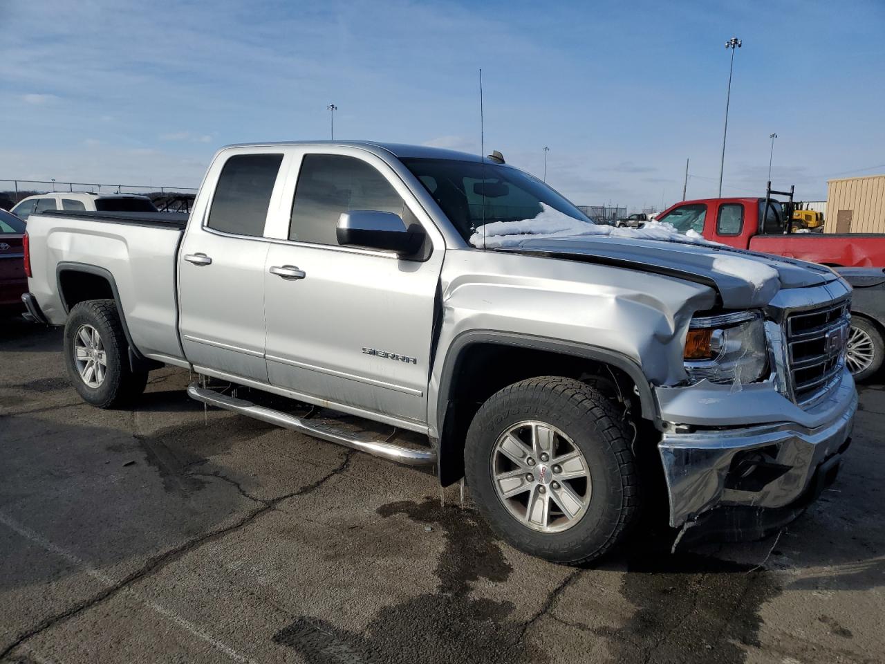 2014 GMC Sierra - Image 4