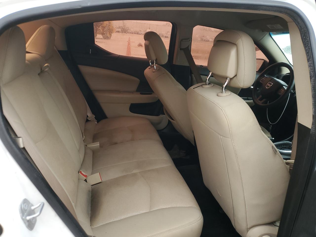 2014 Dodge Avenger - Image 10