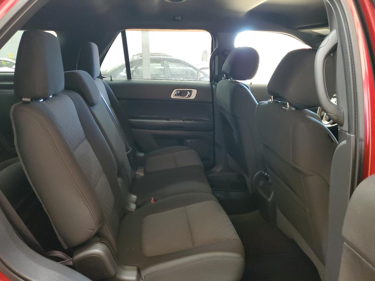 2012 Ford Explorer - Image 11