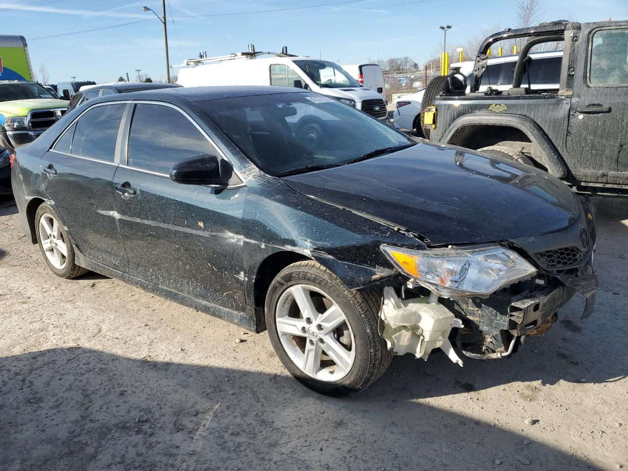 2014 Toyota Camry - Image 4