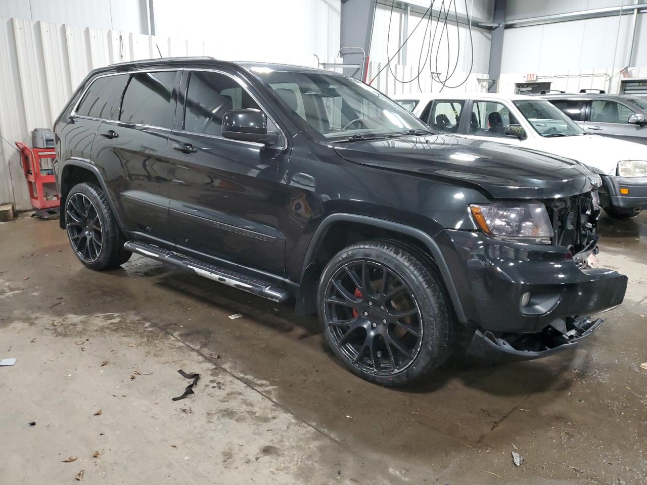 2013 Jeep Grand Cherokee - Image 4