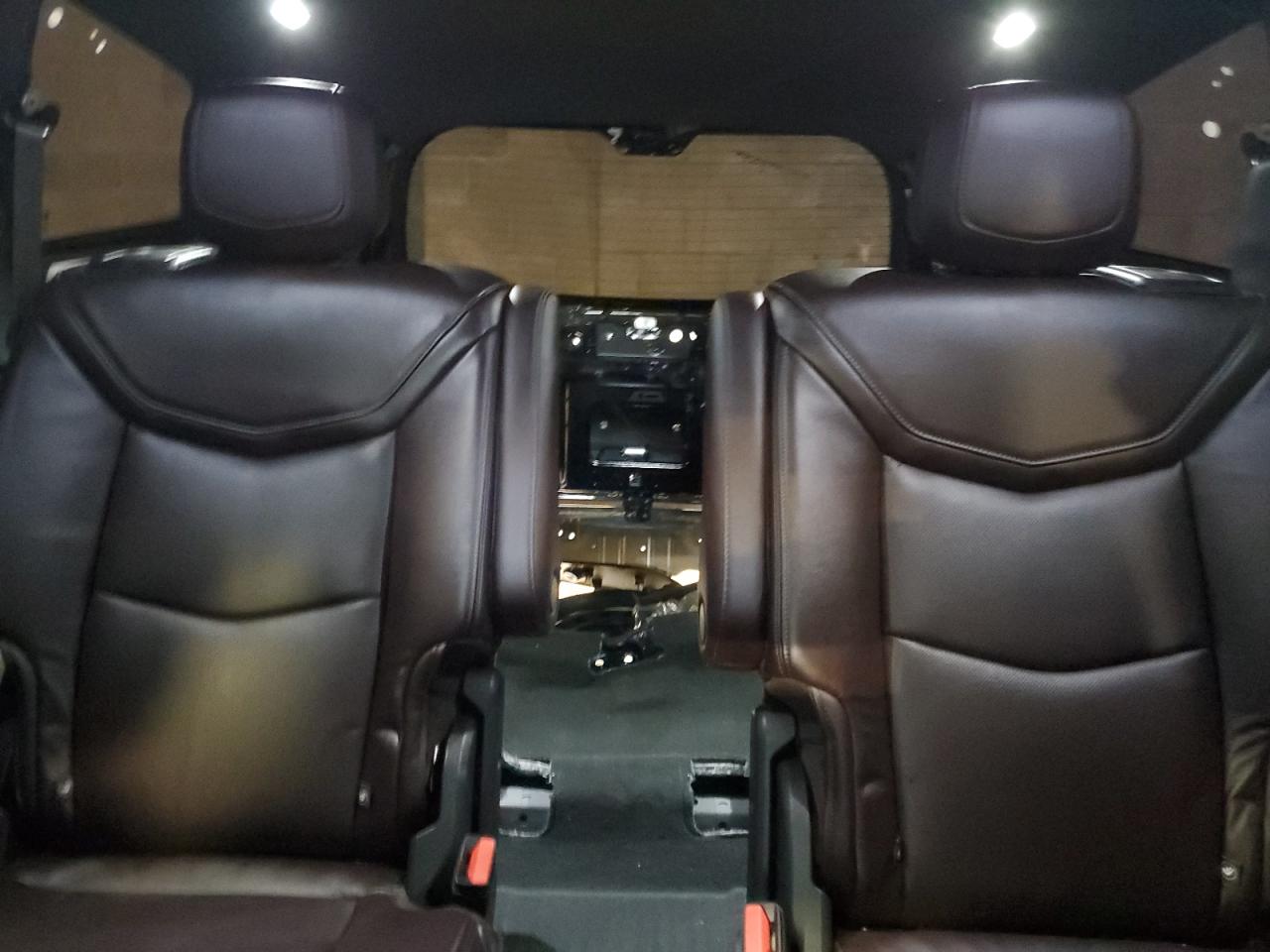 2020 Cadillac XT6 - Image 10