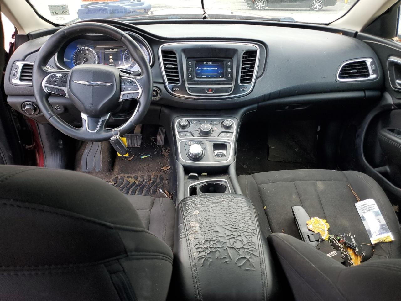2016 Chrysler 200 - Image 8