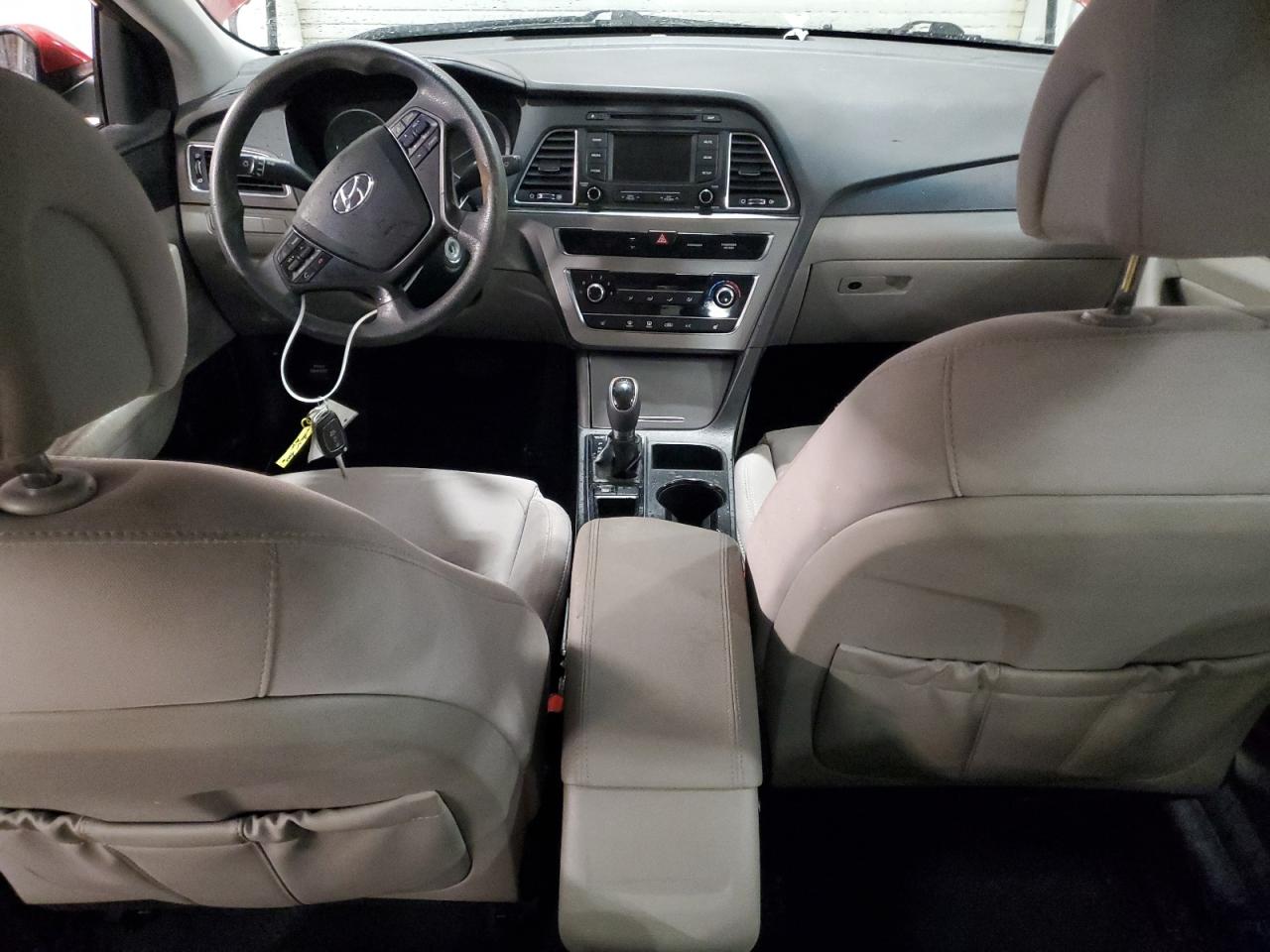 2015 Hyundai Sonata - Image 8