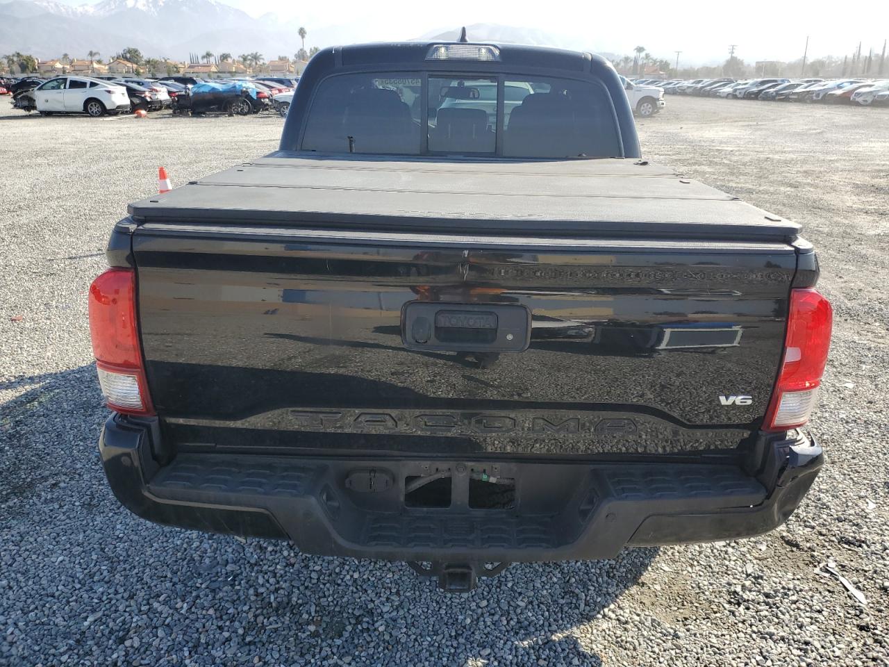 2016 Toyota Tacoma - Image 6
