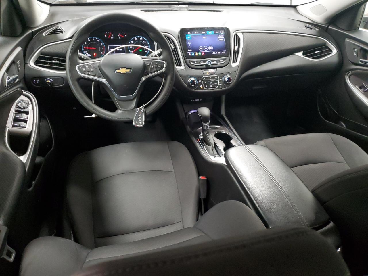 2022 Chevrolet Malibu - Image 8
