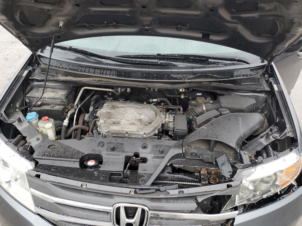 2012 Honda Odyssey - Image 13