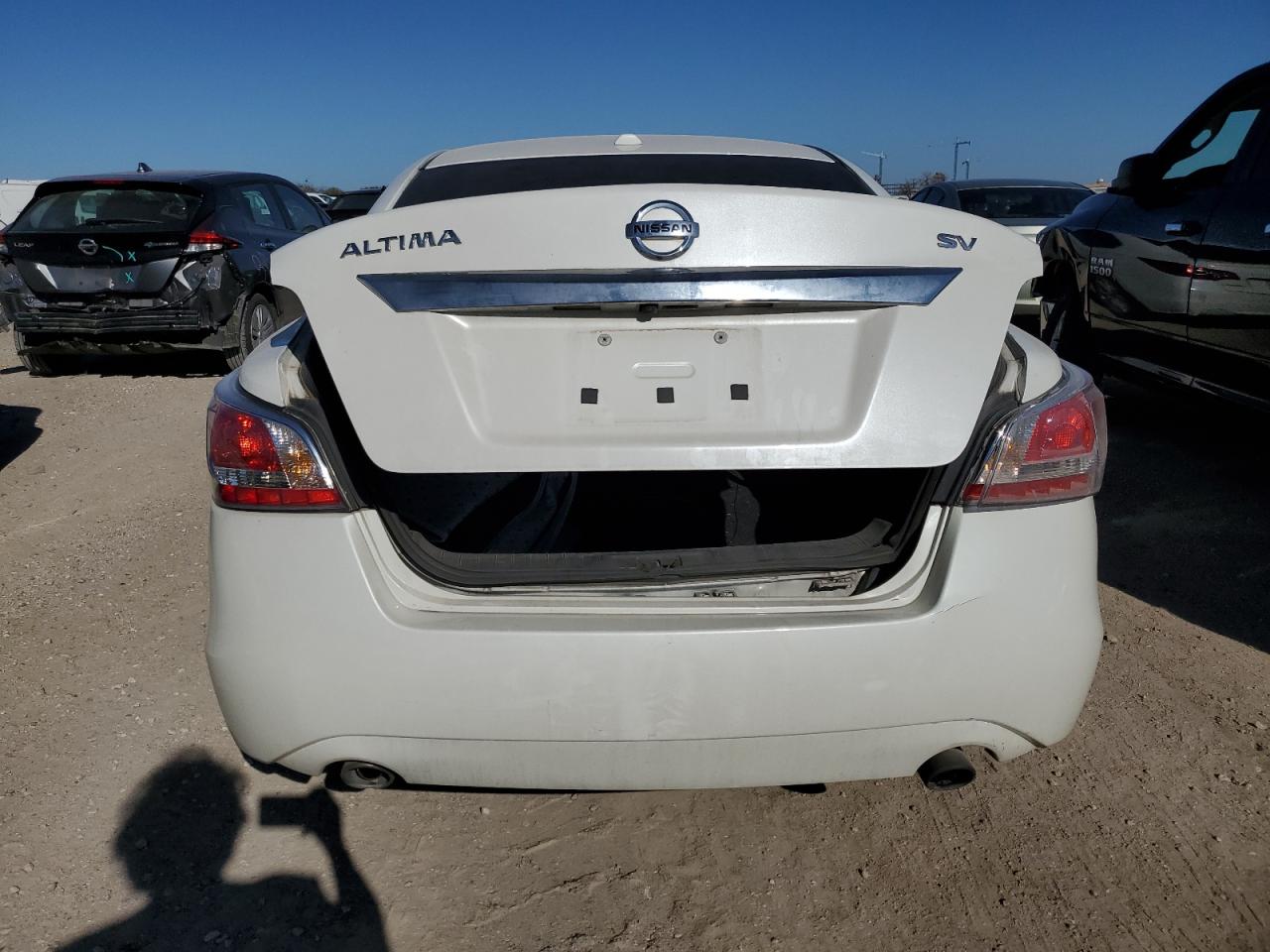2015 Nissan Altima - Image 6