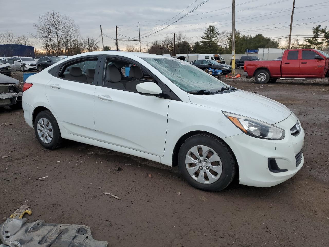 2015 Hyundai Accent - Image 4