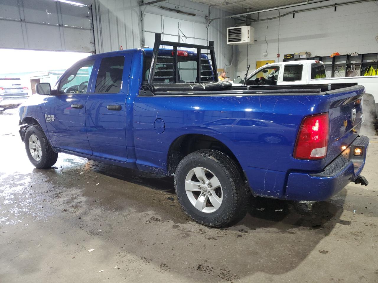 2019 RAM 1500 - Image 2