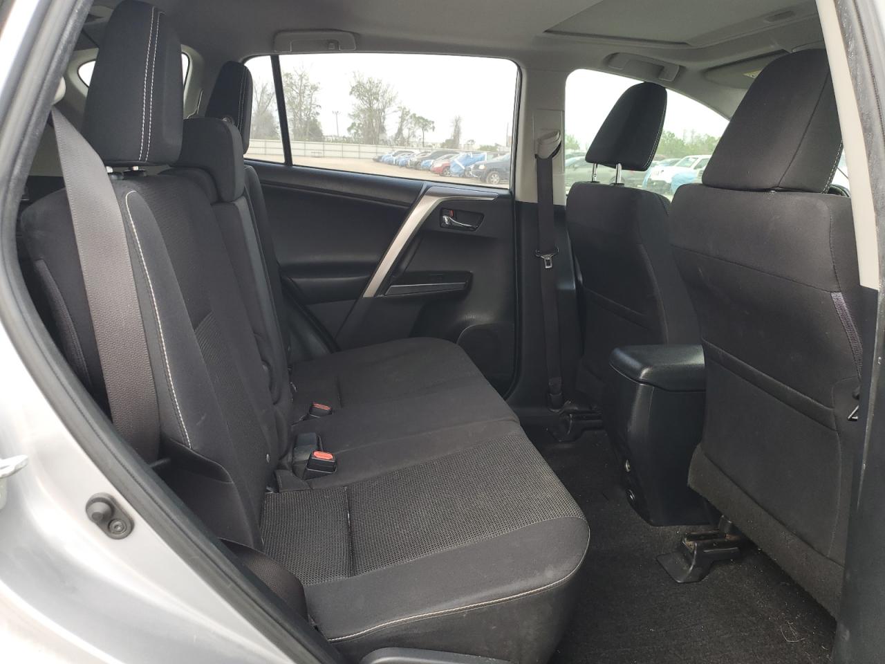 2018 Toyota RAV 4 - Image 11