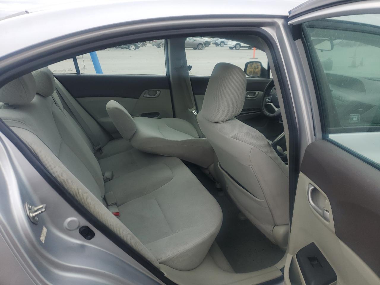 2012 Honda Civic - Image 11