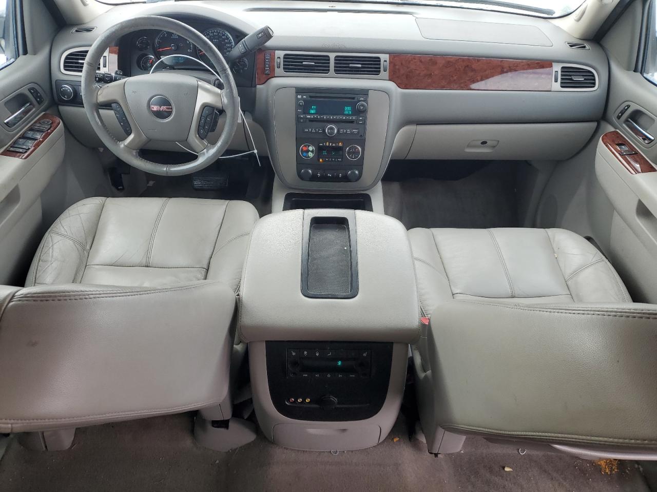 2014 GMC Yukon - Image 8