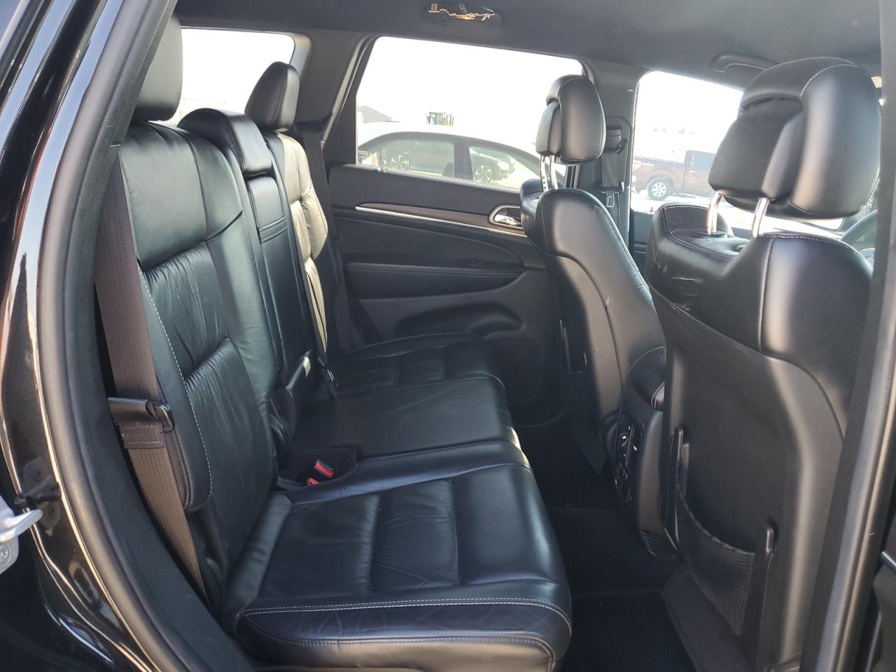 2014 Jeep Grand Cherokee - Image 11