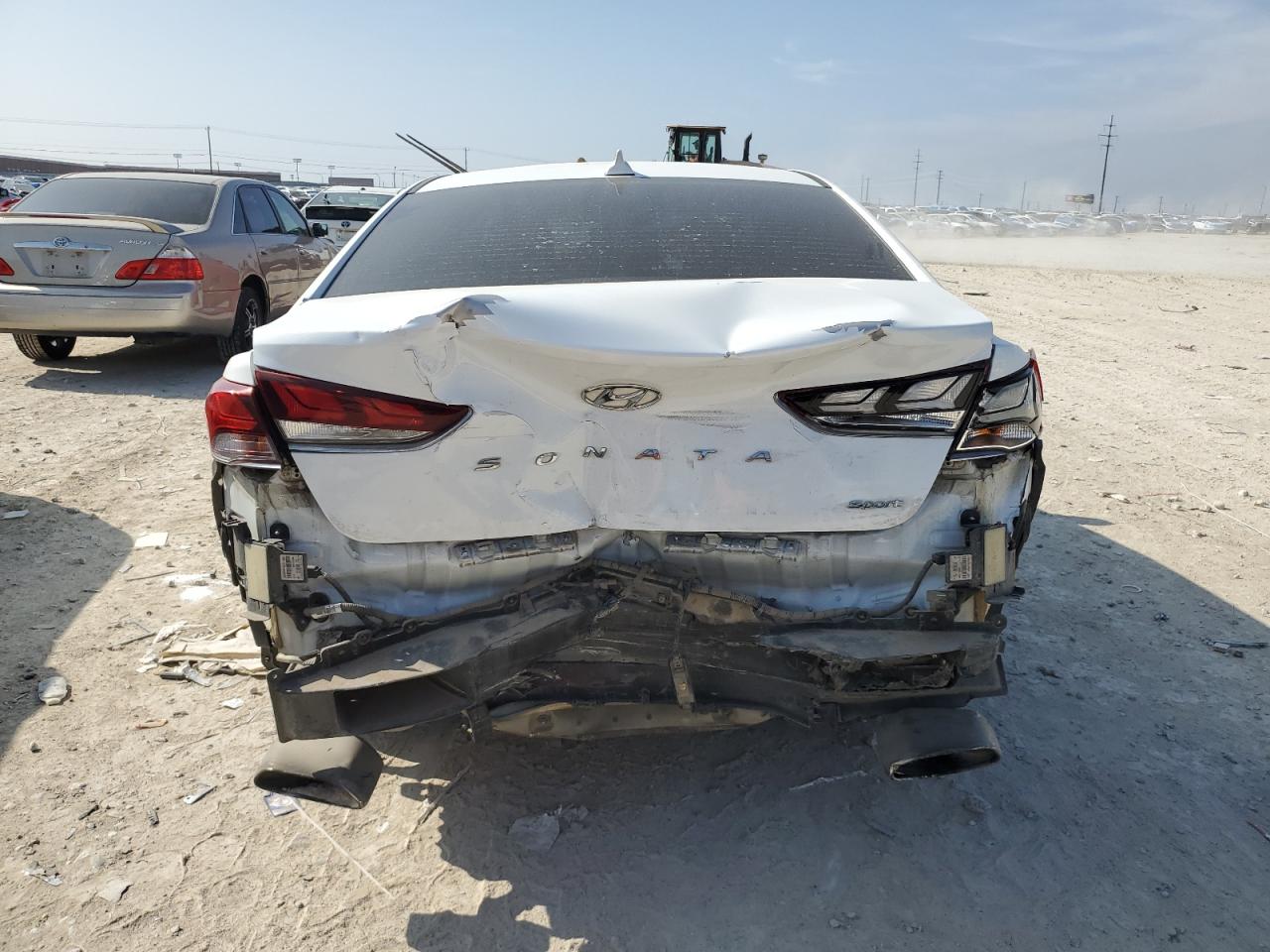 2018 Hyundai Sonata - Image 6