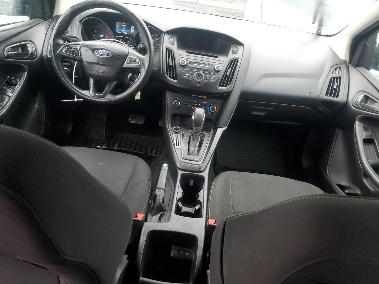2017 Ford Focus - Image 8
