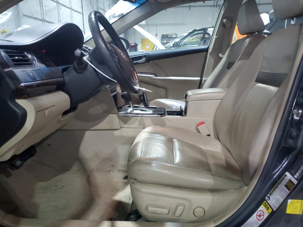 2012 Toyota Camry - Image 7