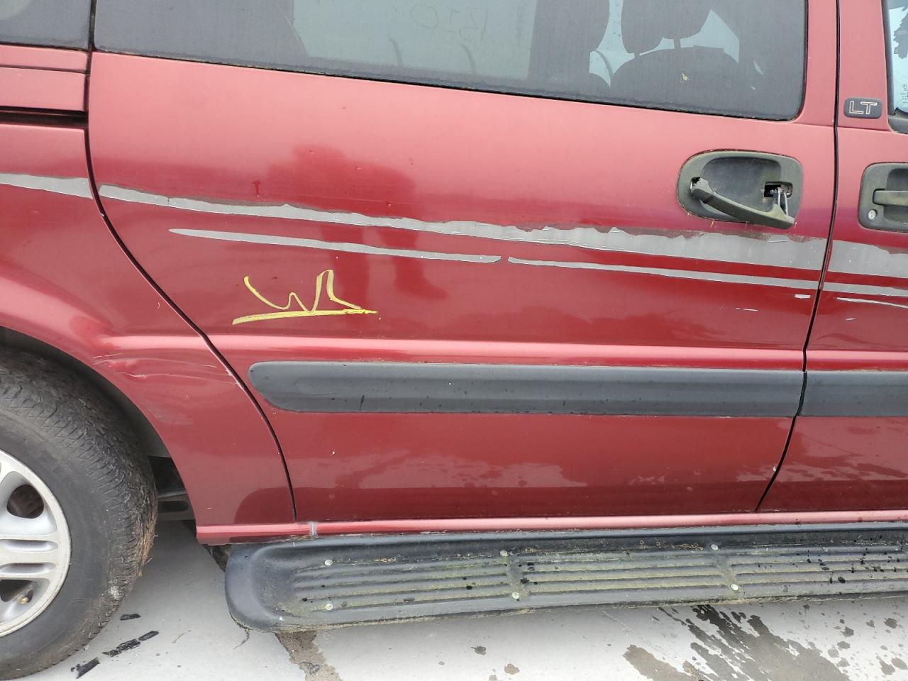 2002 Chevrolet Venture - Image 13