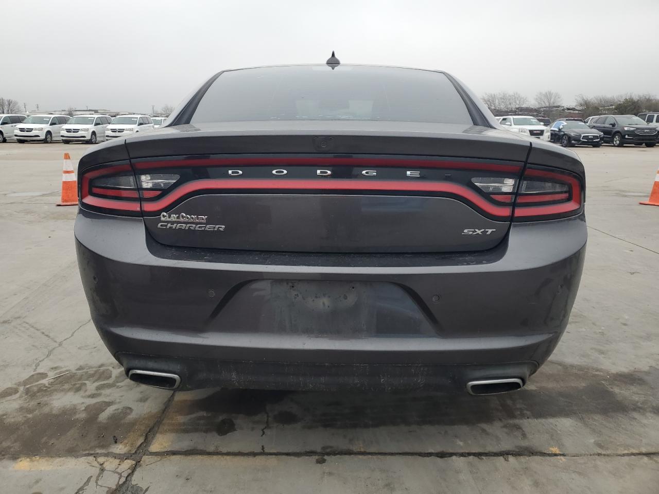 2017 Dodge Charger - Image 6