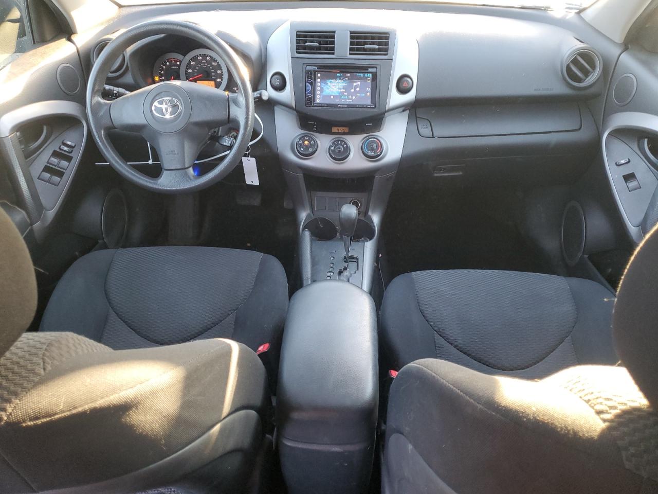 2006 Toyota RAV 4 - Image 8