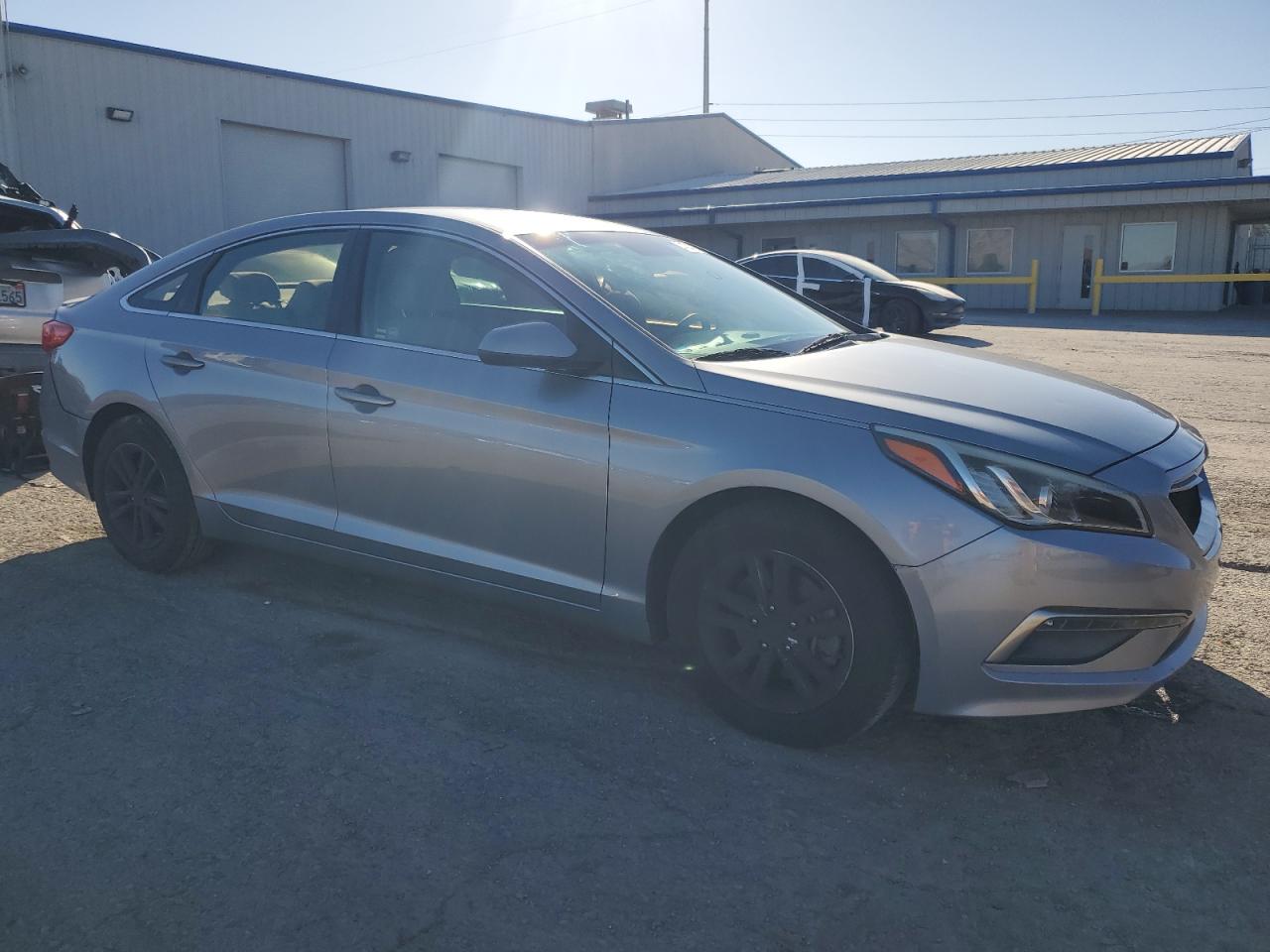 2015 Hyundai Sonata - Image 4