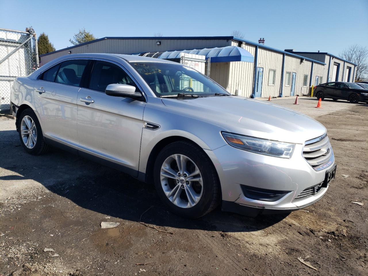 2013 Ford Taurus - Image 4