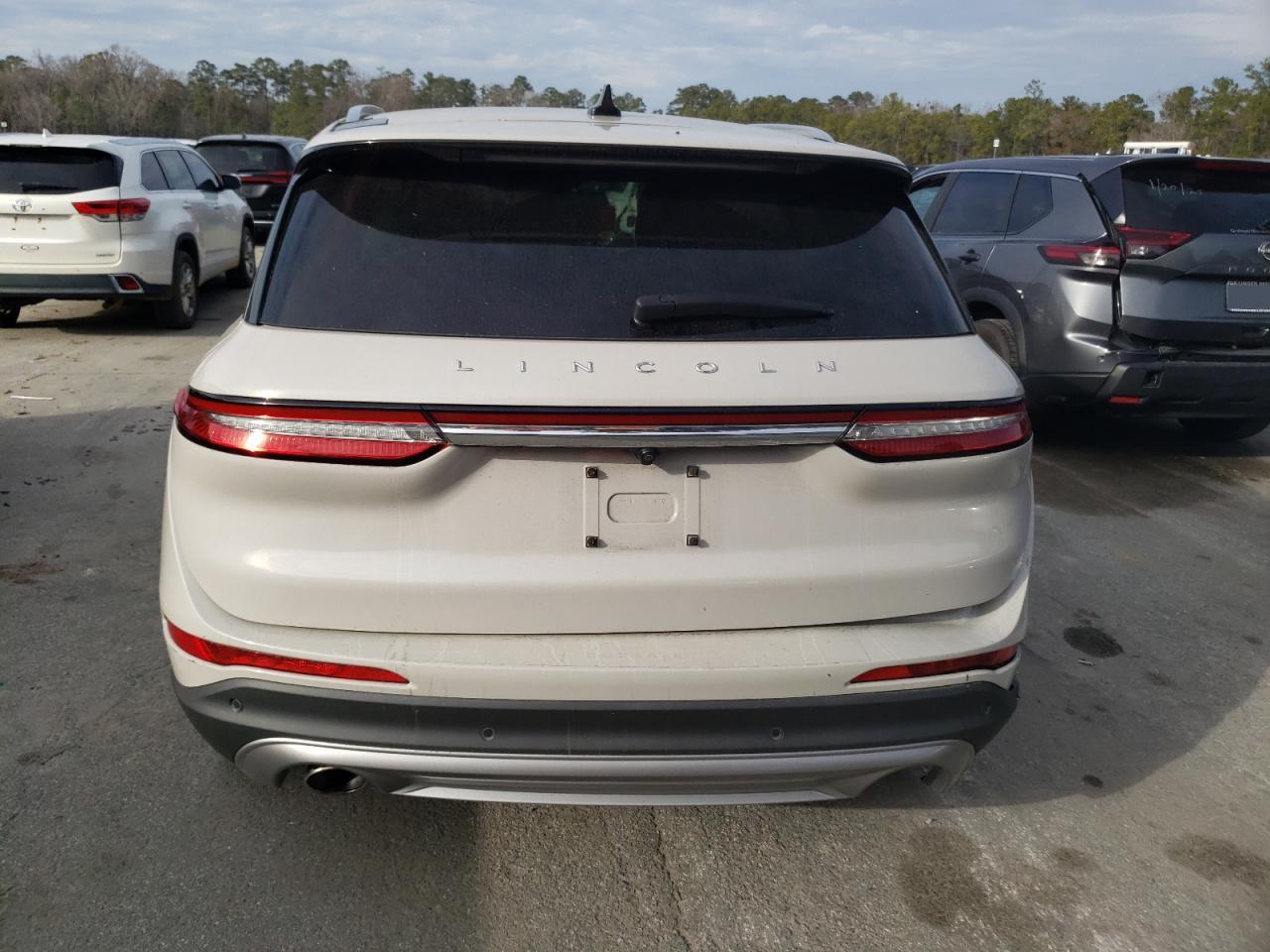 2021 Lincoln Corsair - Image 6