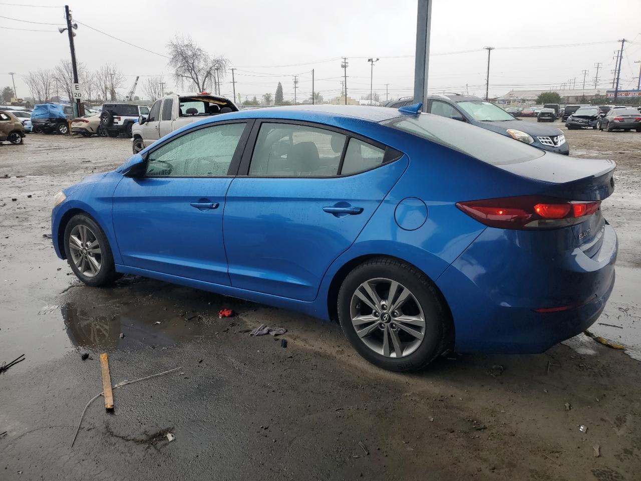 2017 Hyundai Elantra - Image 2