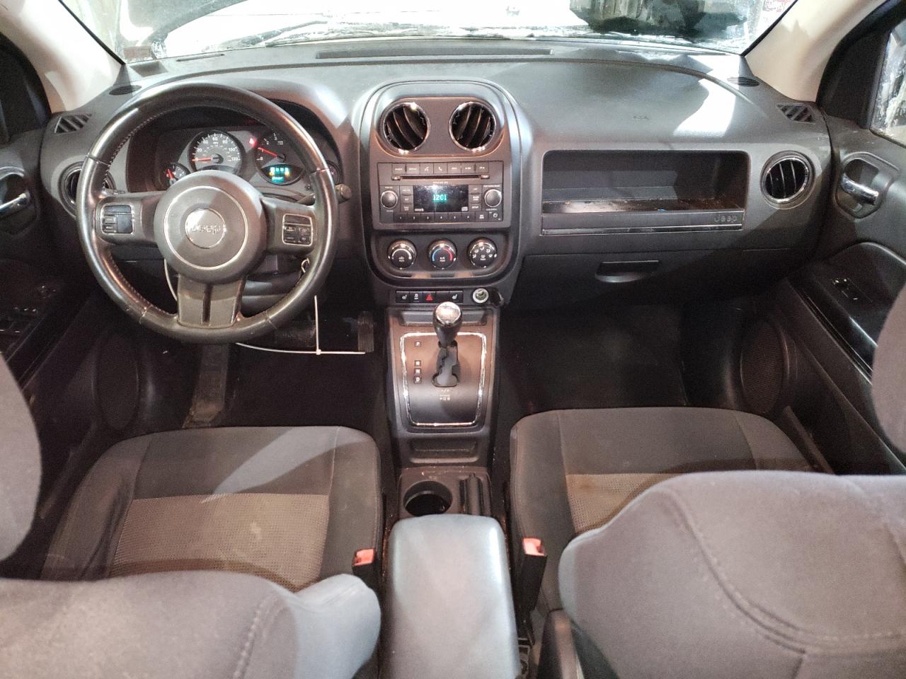 2011 Jeep Compass - Image 8