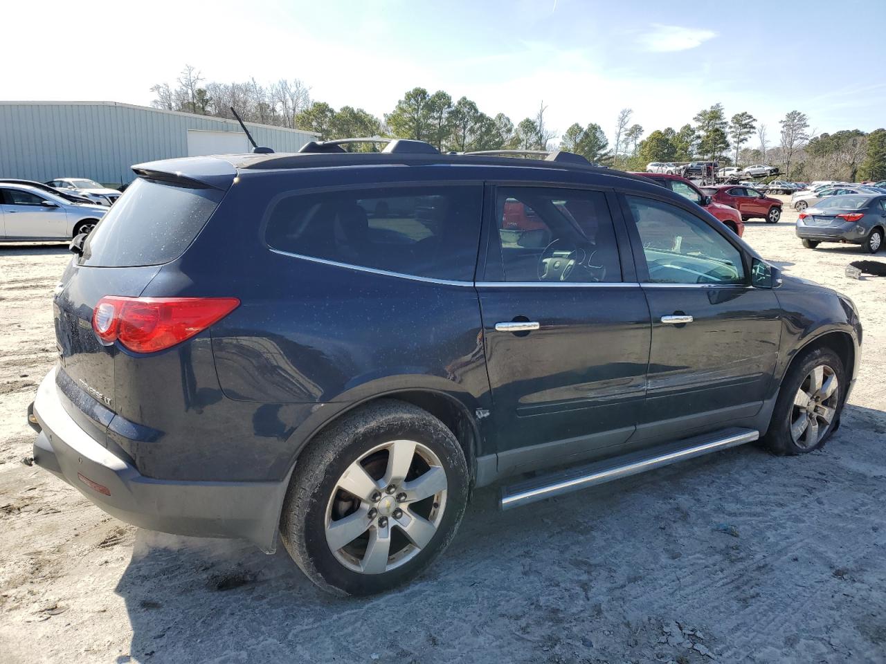 2011 Chevrolet Traverse - Image 3