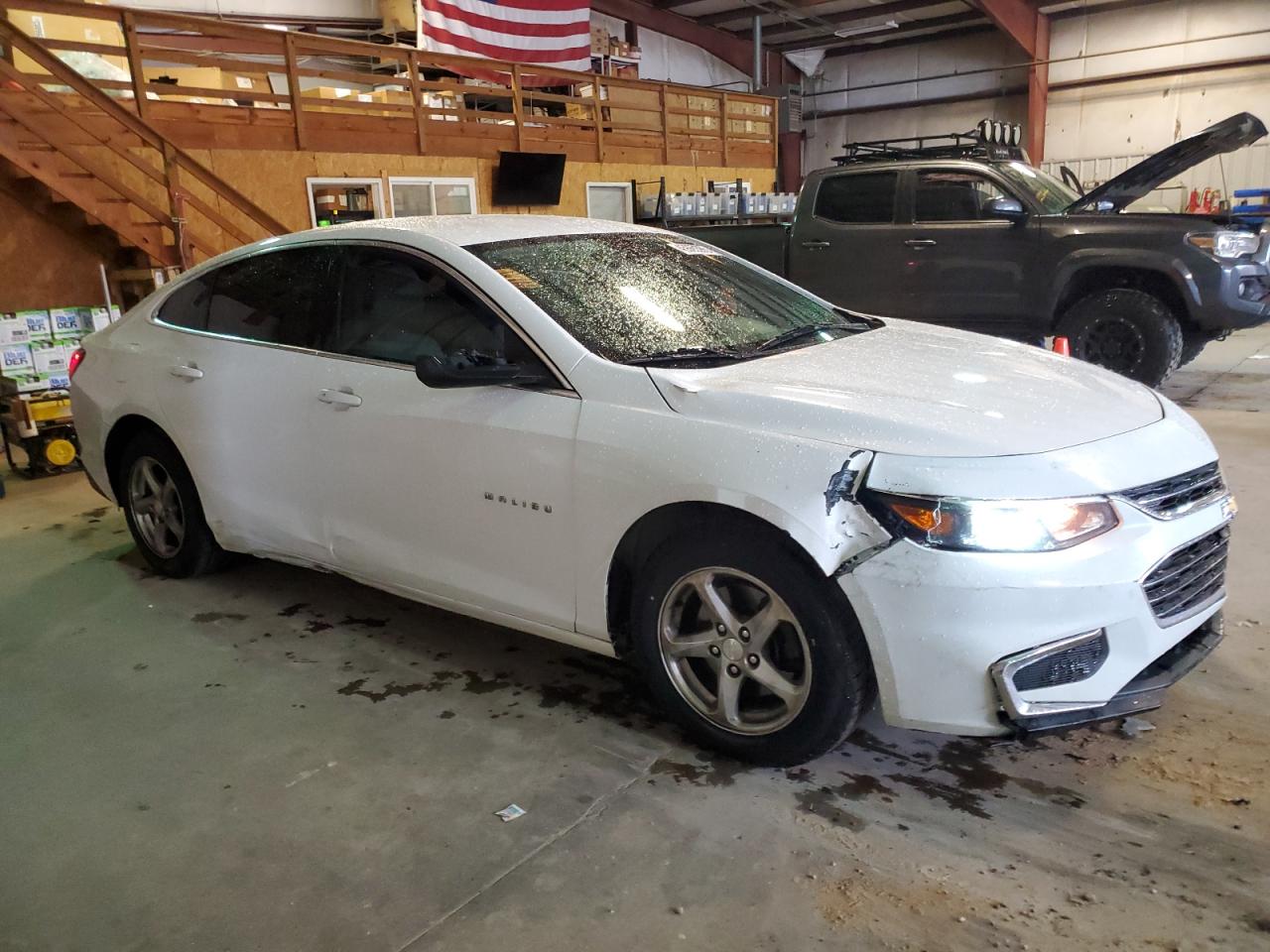 2017 Chevrolet Malibu - Image 4