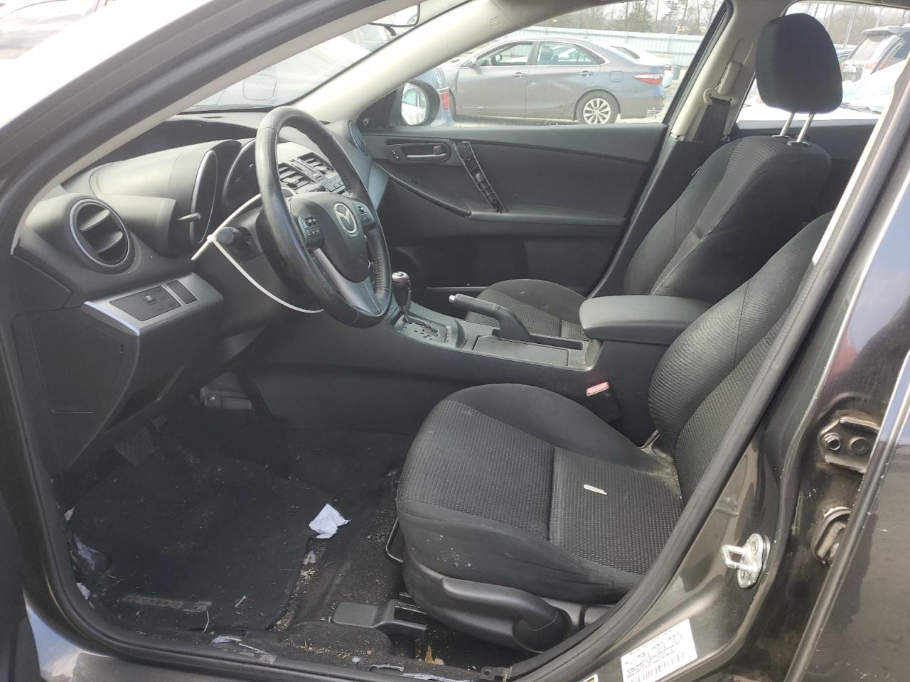 2012 Mazda 3 - Image 7