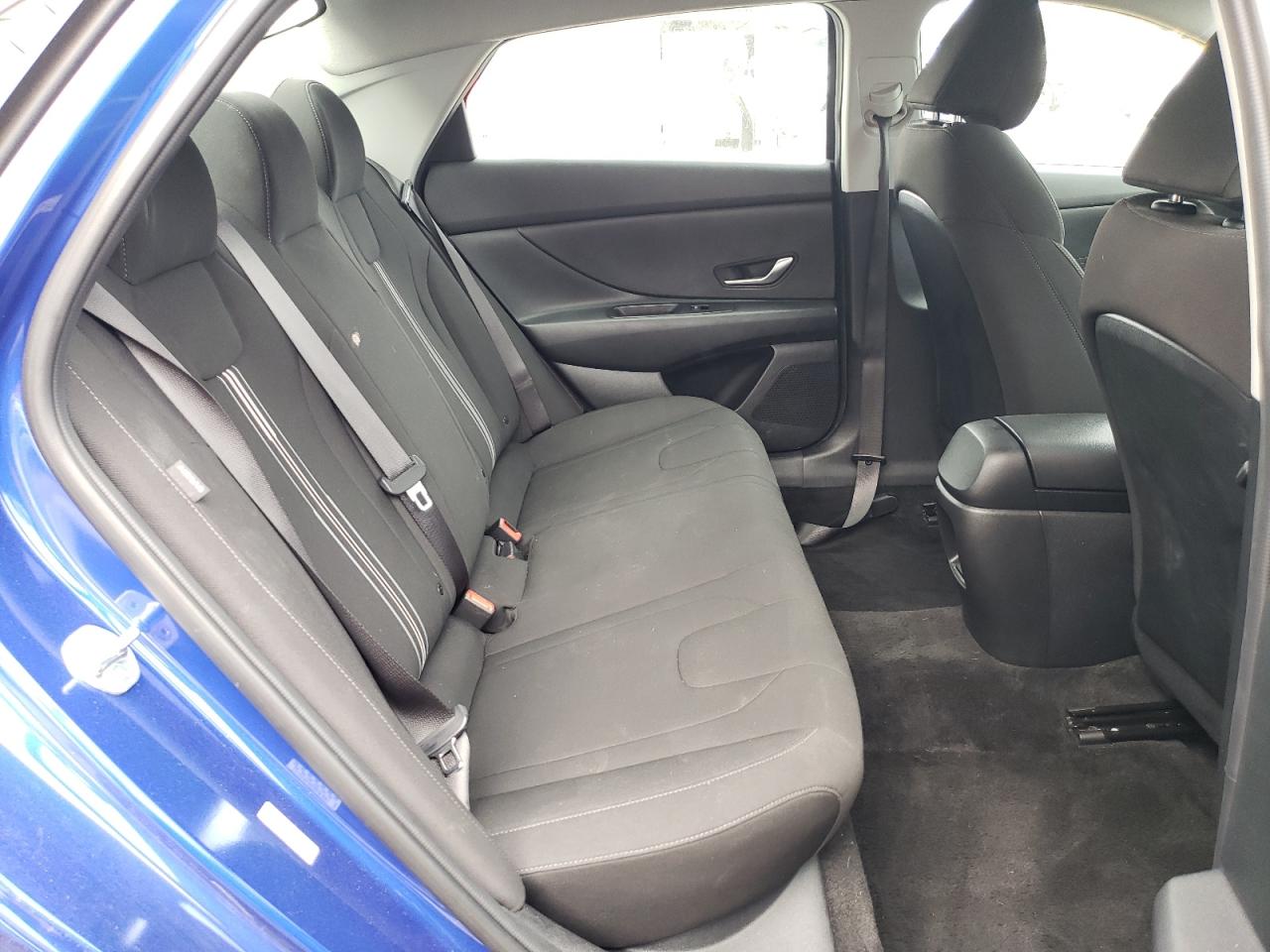 2024 Hyundai Elantra - Image 10