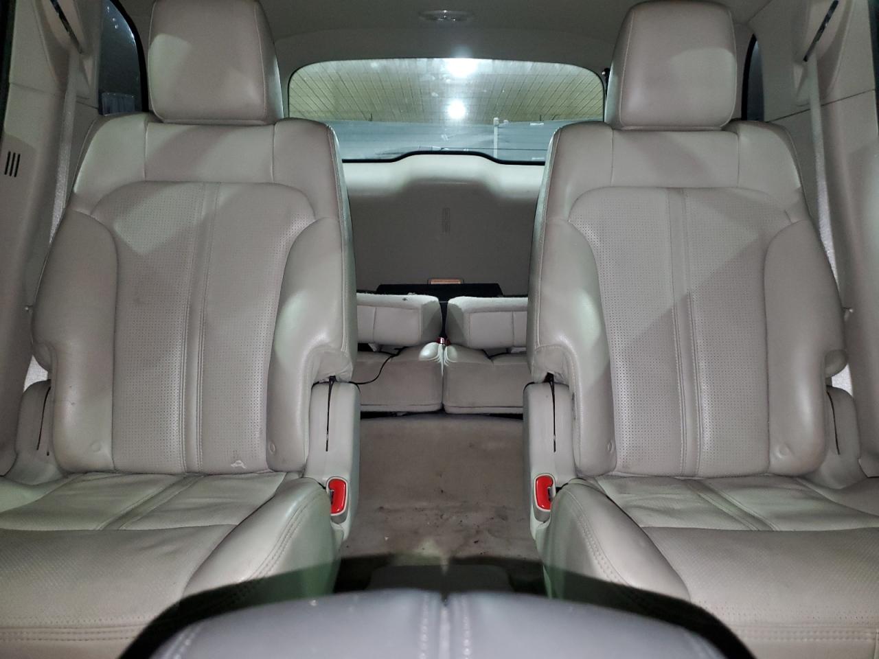 2010 Lincoln Mkt VIN: 2LMHJ5AT5ABJ20236 Lot: 42769315